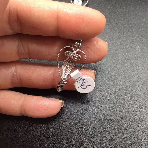 Vtg Filigree Bracelet Sterling Silver Heart Shaped Scrolls Link and Rhinestones - Picture 4 of 5